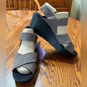 Dexflex Sport Woven Wedge Sandals Size 10 New